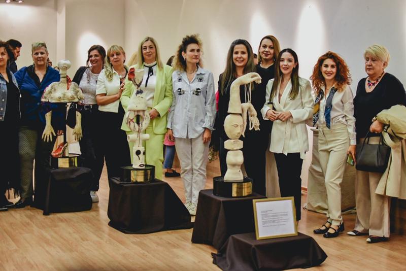 Ένα ηχηρό και ξεκάθαρο μήνυμα κατά της βίας και της κακοποίησης από το τμήμα Κεραμικής των Εικαστικών Εργαστηρίων Δήμου Η.Π. Νάουσας και της ΠΝΟΗΣ!